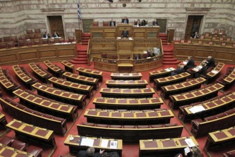 Εγκρίθηκε από τη Βουλή η νέα δανειακή σύμβαση