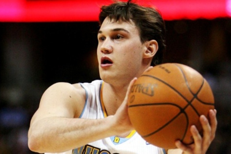 Εκτός Γκαλινάρι και Μίλερ