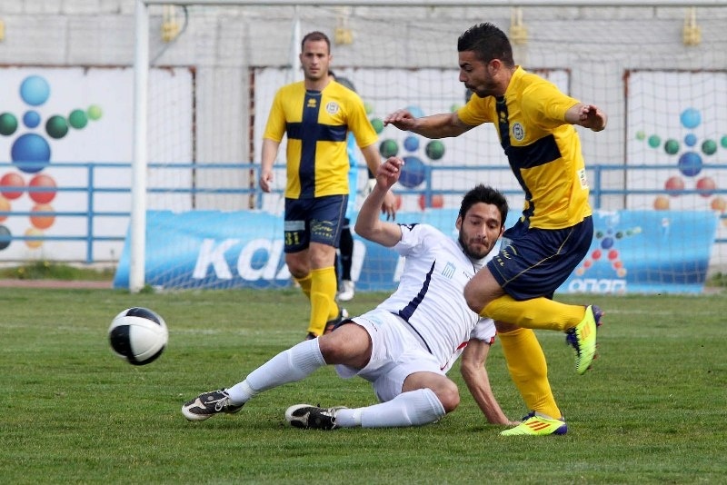 Μισή... ντουζίνα απόντες για Καλλονή