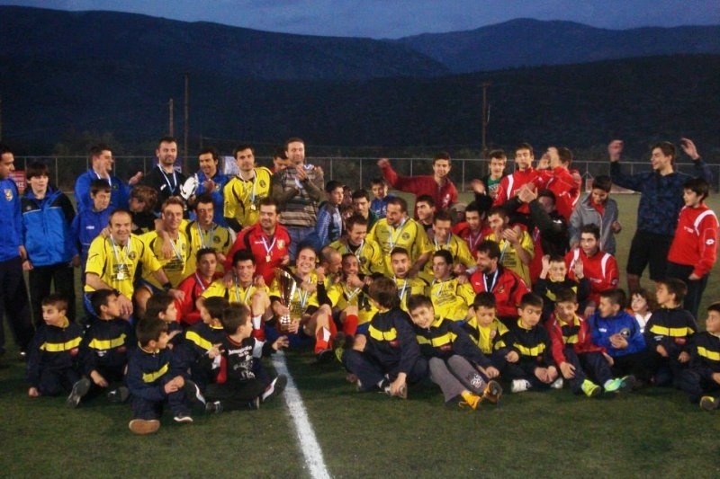 Ο Αμφισσαϊκός 2006 την κούπα στη Φωκίδα