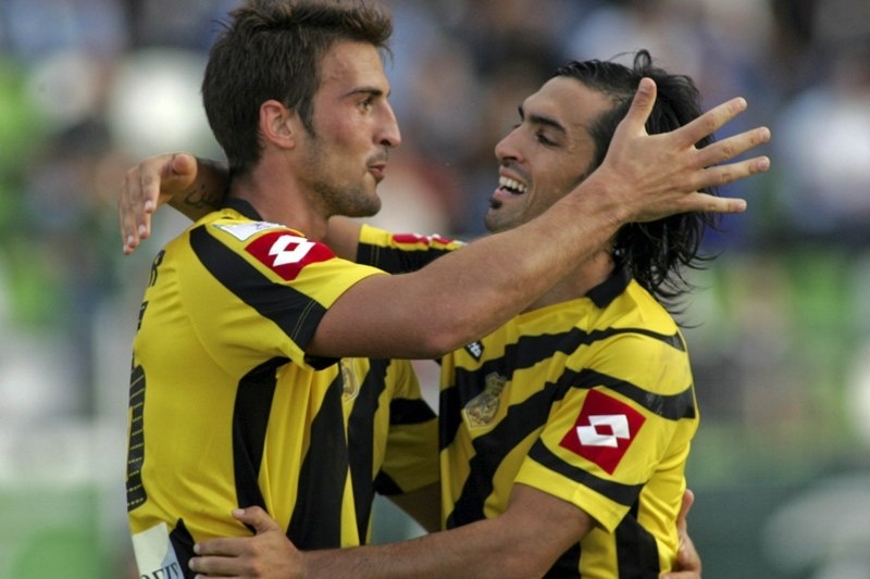 Ίωση... μαχαιριά για τον Καραγεωργίου