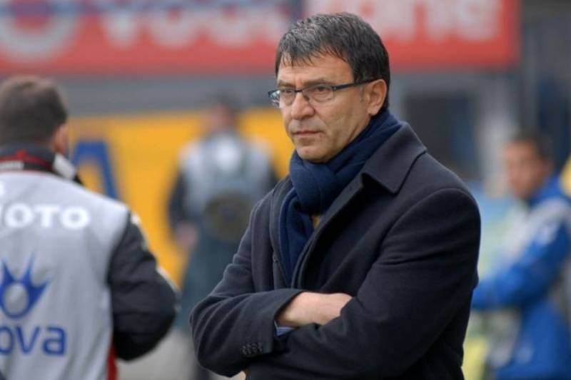 Ο Λεμονής, η… πέτρινη καρδιά και ο Ολυμπιακός!