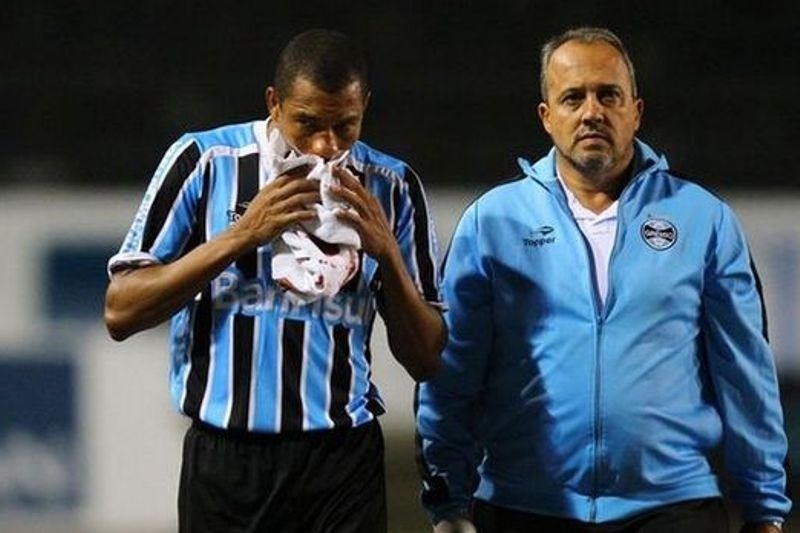 «Τούμπανο» η μύτη του Ζιλμπέρτο Σίλβα!