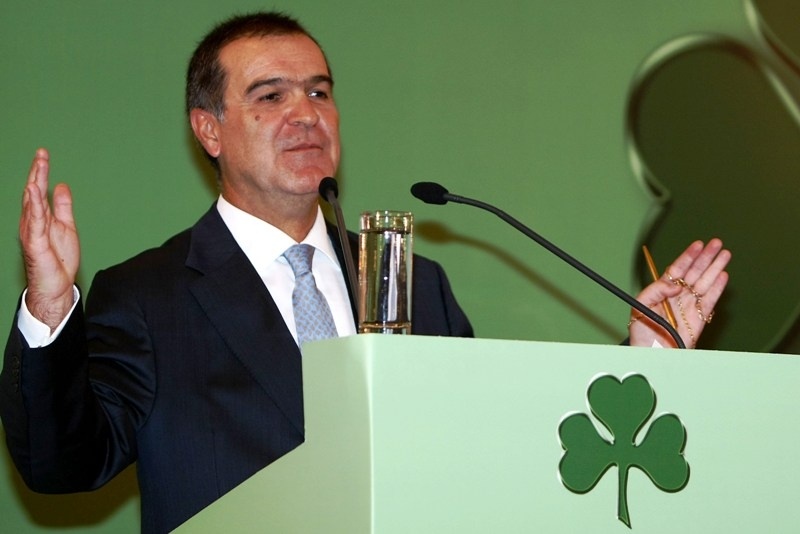 Εχει... «Θέμα» ο Βγενόπουλος με Τζίγκερ