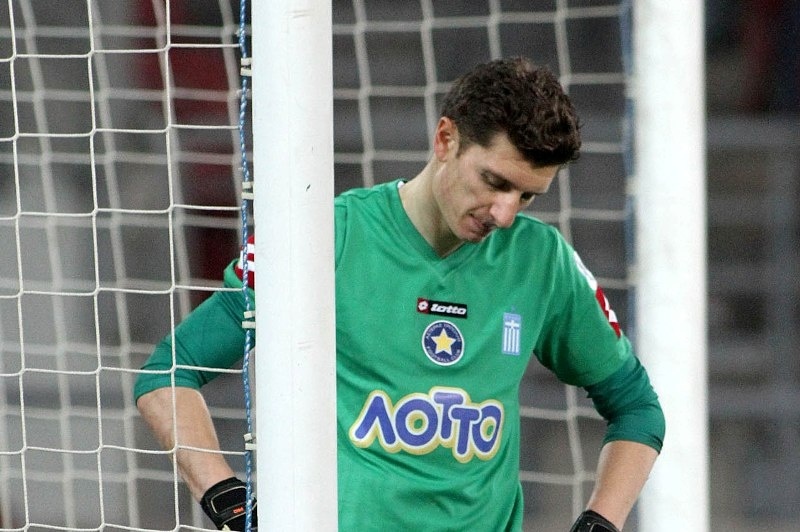 Πέταξαν αντικείμενα στον Μπαντή