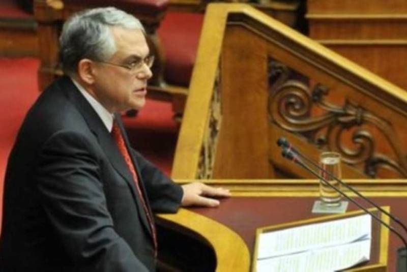 Ανακοινώνει εκλογές ο Παπαδήμος