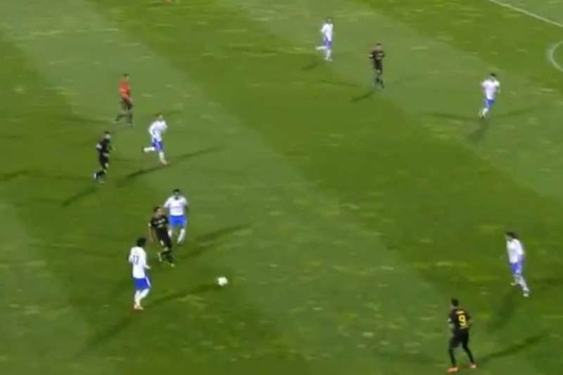 Γκολ μετά από 32 πάσες! (video)