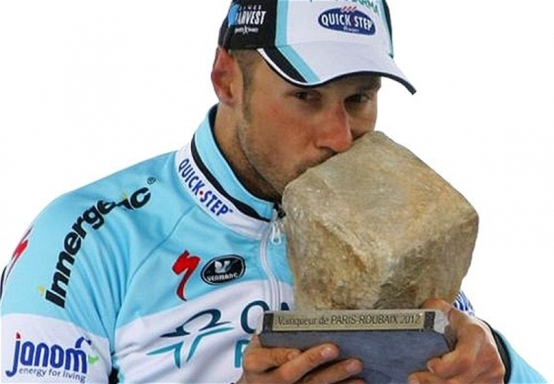 Η ιστορία του Τομ Μπόουνεν