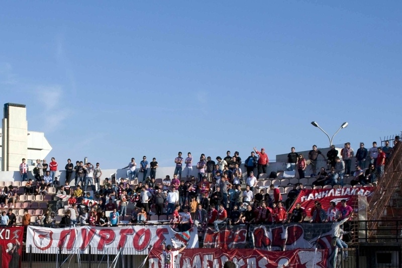 Συμπλήρωσαν κάρτες Θωνιάτης, Βατσής
