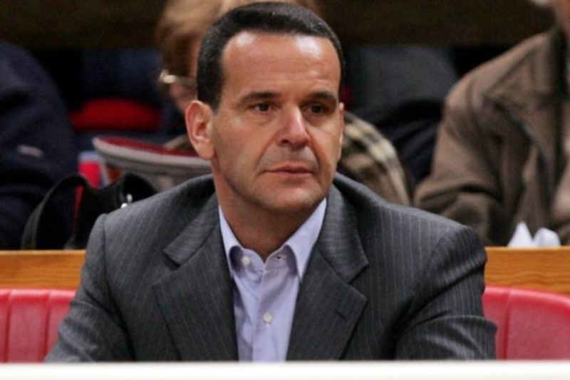 Πιέζουν τον Βωβό για συνάντηση στο Μαρούσι