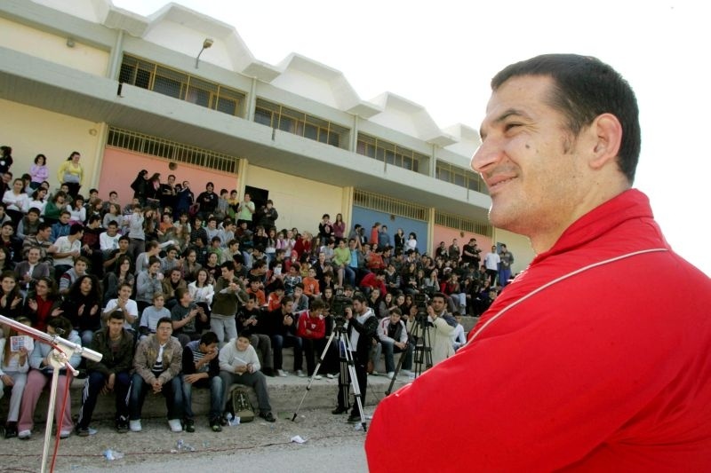 Πύρρος: «Η Ελλάδα μας χρειάζεται όλους»