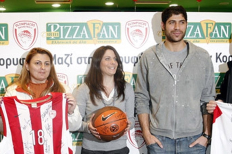 Μοιράζει πίτσες ο Ολυμπιακός στο ΣΕΦ