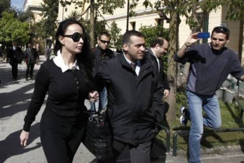 Απολογούνται Σταμάτη, Τσοχατζοπούλου