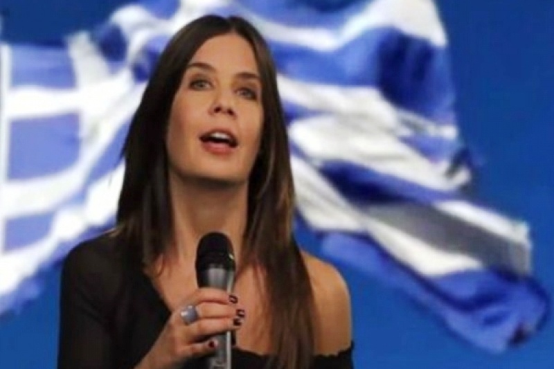 Μουτσάτσου: «Tην Ελλάδα τη διαφημίζω παντού»