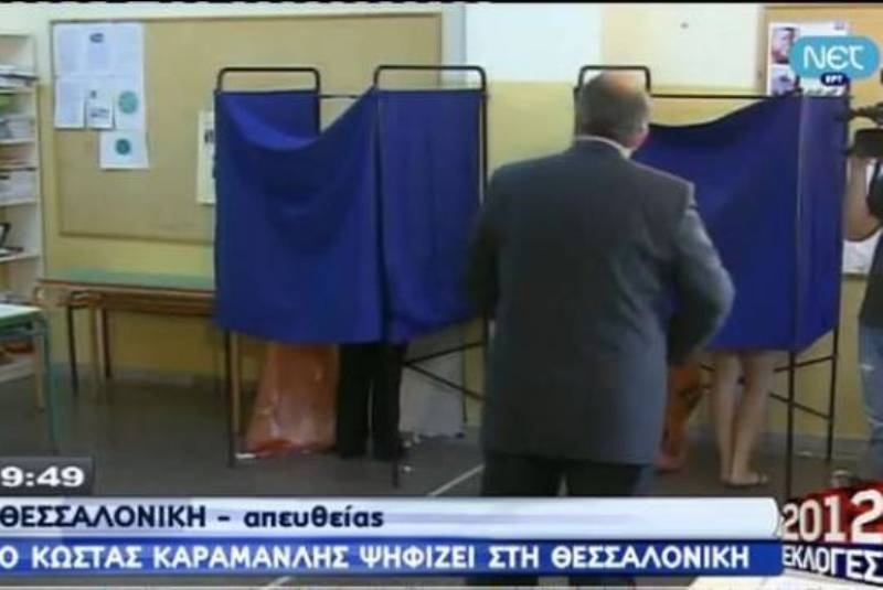 Βουλευτικές Εκλογές 2012: Η αναμονή του Κώστα Καραμανλή στο παραβάν!