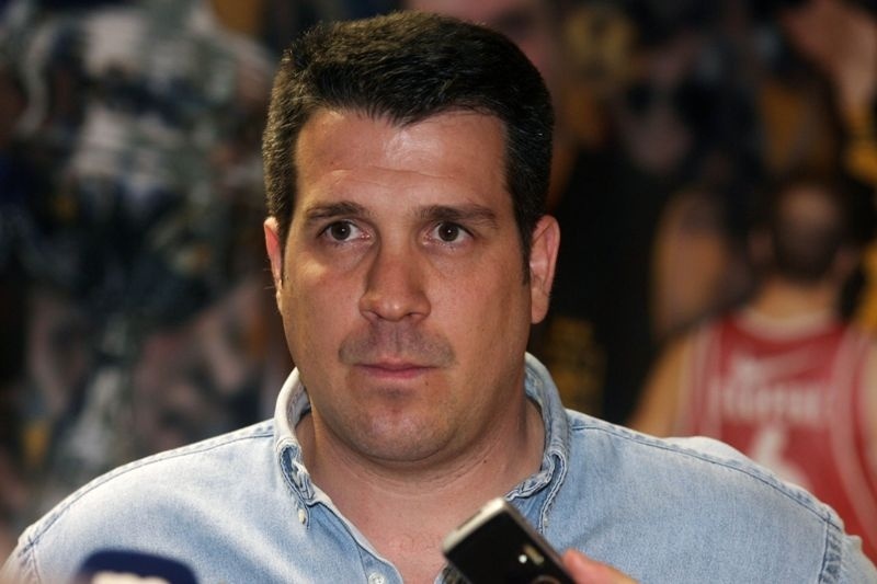 Παραιτήθηκε και ο Κουιμτζής