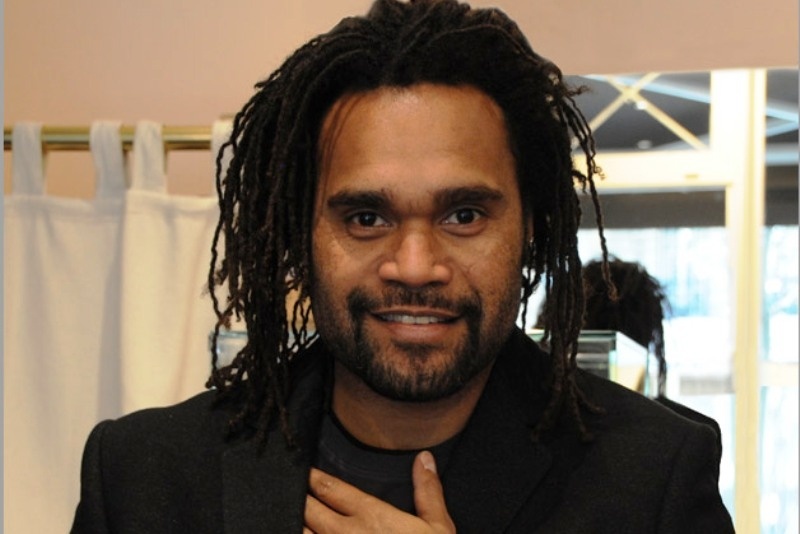 Καρεμπέ: Τα νυχτοπερπατήματά του στην Αθήνα