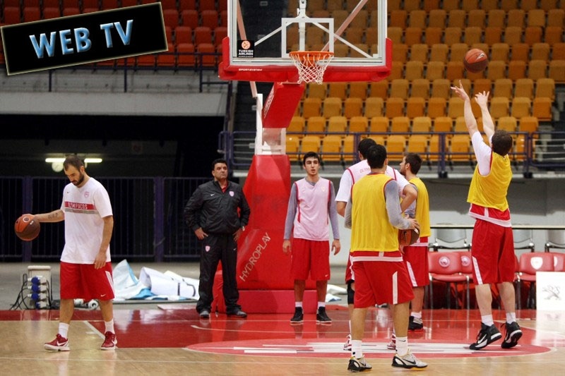 LIVE WEB TV: Η προπόνηση του Ολυμπιακού στην Πόλη (photos)