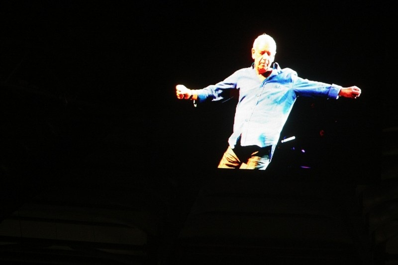 Μητροπάνος: Το ζεϊμπέκικο του Ολυμπιακού (videos)