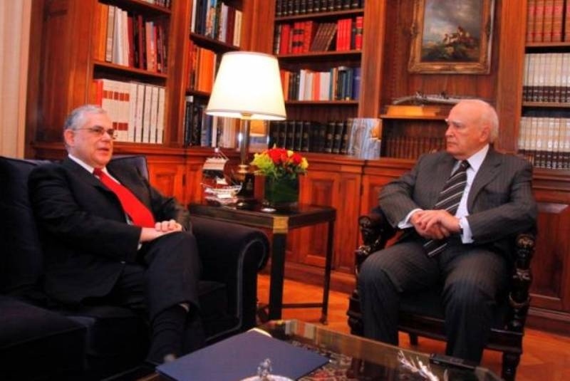 Ολοκληρώθηκε η συνάντηση Παπούλια – Παπαδήμου