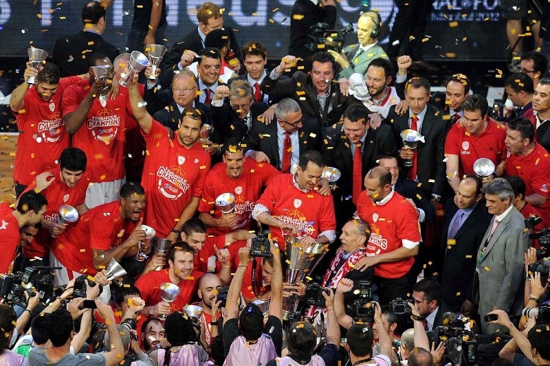 Η στέψη του Ολυμπιακού… reloaded