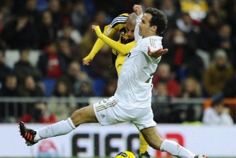 Μουρίνιο: «Για βασικός ο Καρβάλιο»