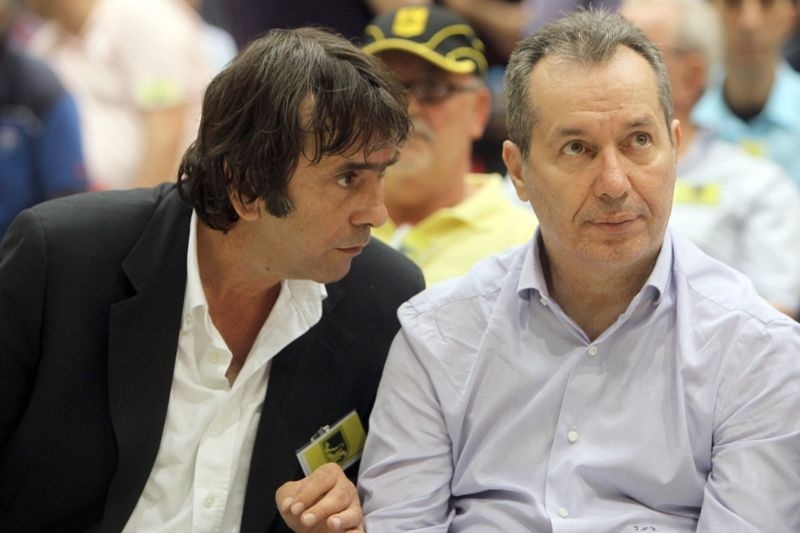 Η πρόταση Αθανασιάδη για τη «σωτηρία» του Άρη