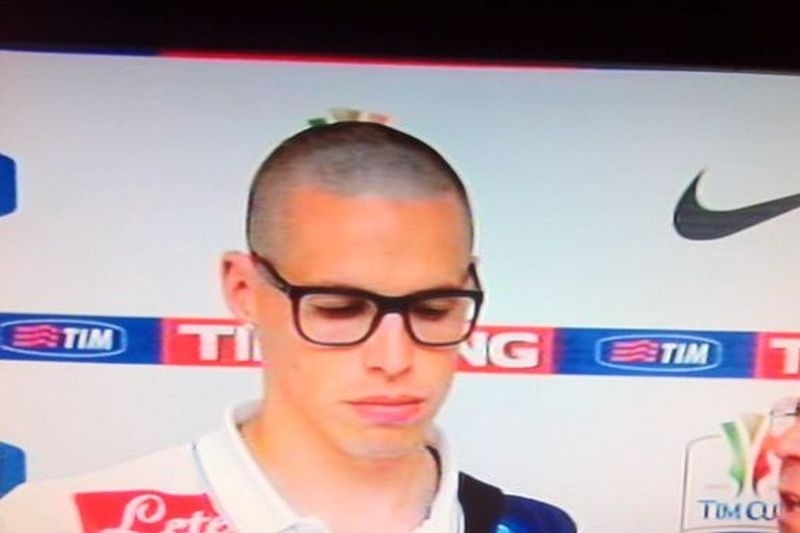 Το είπε και το έκανε ο Χάμσικ: Κουρεύτηκε! (photo+video)