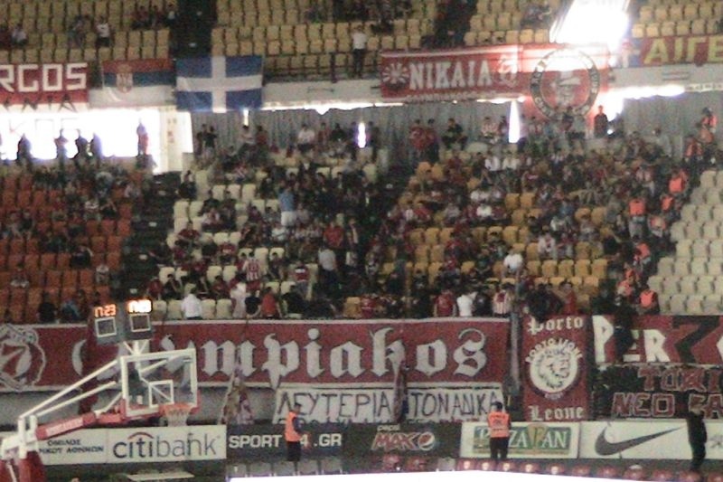 Ολυμπιακός – Παναθηναϊκός: Κινητικότητα στην εξέδρα των οργανωμένων
