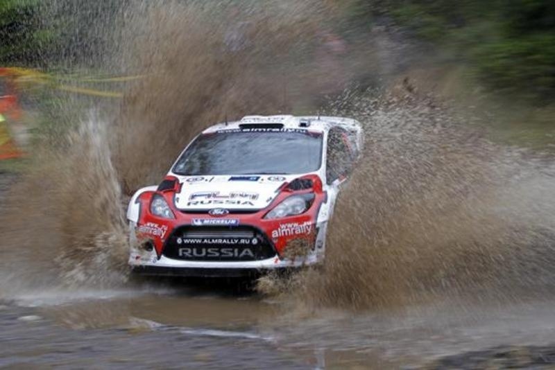 Ράλι Ακρόπολις: Προβλήματα για Νοβίκοφ και Τάνακ στην έβδομη ειδική!