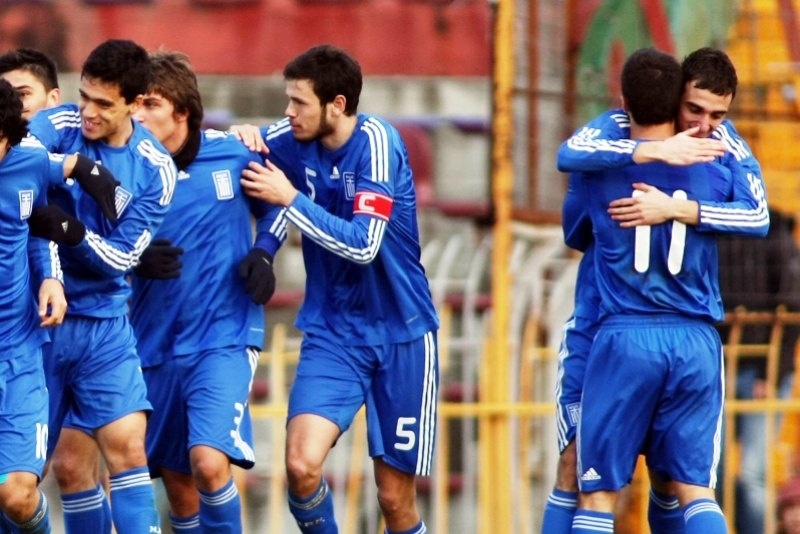 Νέων: Θέλει νίκη επί της Δανίας και... έφυγε για Euro