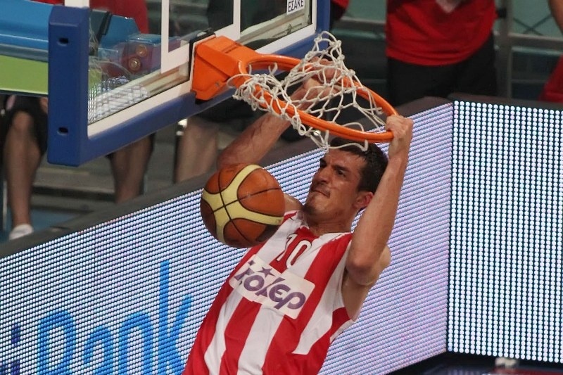 Κέσελ: «Ο Ολυμπιακός έχει ακόμα το πλεονέκτημα έδρας»