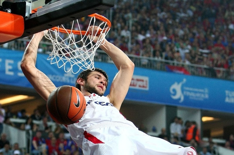 Ανεβάζει τις μετοχές του ο Κώστας Παπανικολάου