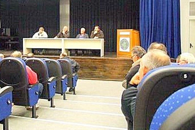 Δεν προχωράει η συγχώνευση στο Κορωπί