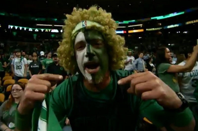 Οι πιο τρελοί οπαδοί του ΝΒΑ (video)