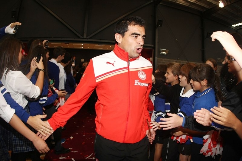 Υπέγραψε για ένα χρόνο ο Ιμπαγάσα