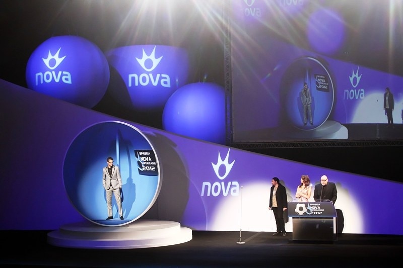«Μαχαίρι» από τη NOVA