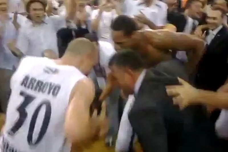 Ο χορός των Αρόγιο και Χόκινς για το πρωτάθλημα της Μπεσίκτας (video)