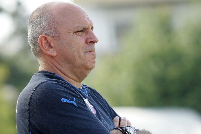 Παραίτηση Βαζάκα από τον Ελπιδοφόρο