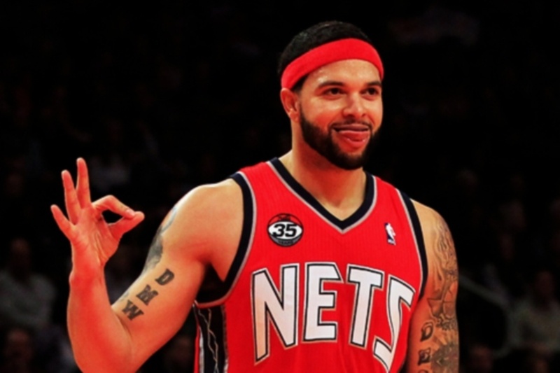 «Χρόνια πολλά Ντερόν Ουίλιαμς»