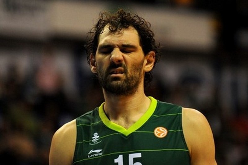 Αποσύρεται ο Γκαρμπαχόσα