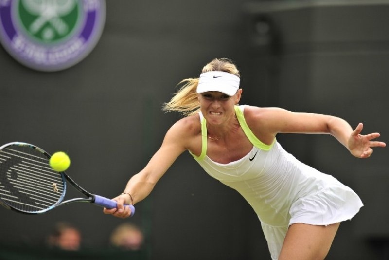 Δύσκολη πρόκριση για Σαράποβα