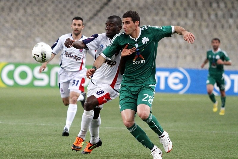 «Πράσινη» πρόταση για τρία χρόνια στον Πετρόπουλο