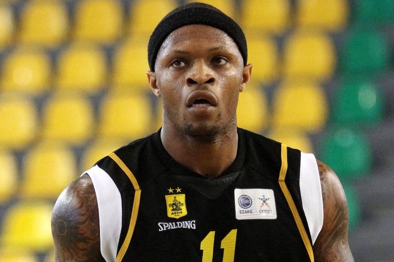 Δεν επιστρέφει στον Άρη ο Ντέιβις!