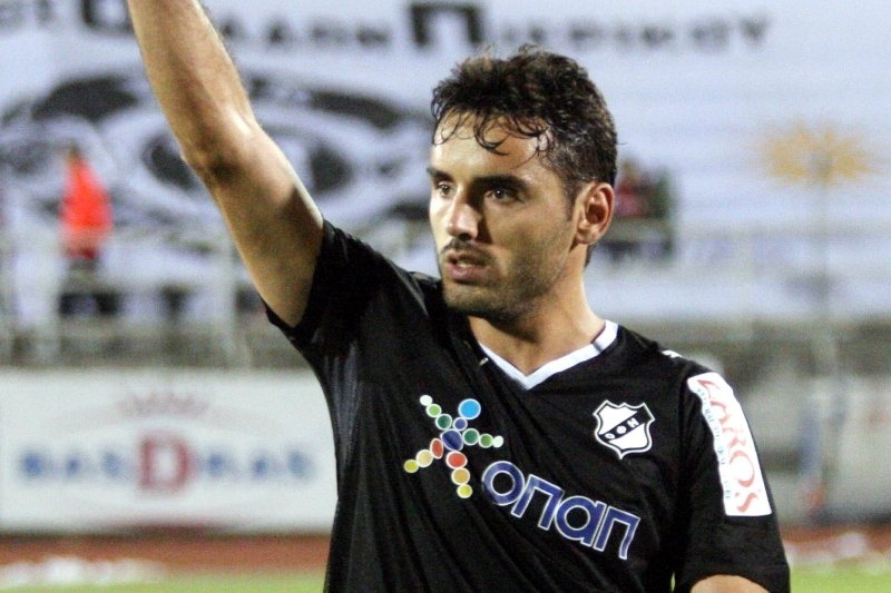 Προς την έξοδο ο Πίτσος...