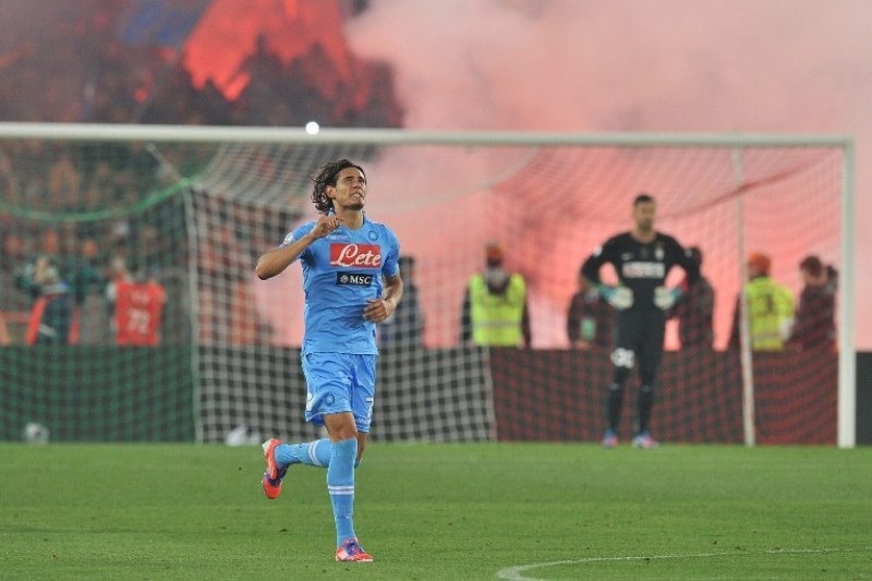 Μπρίτο: «Θα μείνει στη Νάπολι ο Καβάνι»