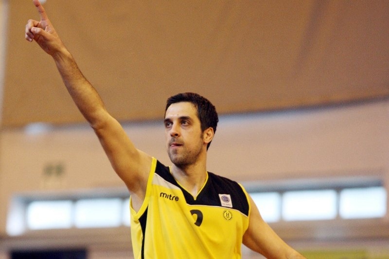 Ανέβασε την προσφορά για τον Χατζή ο Ηλυσιακός