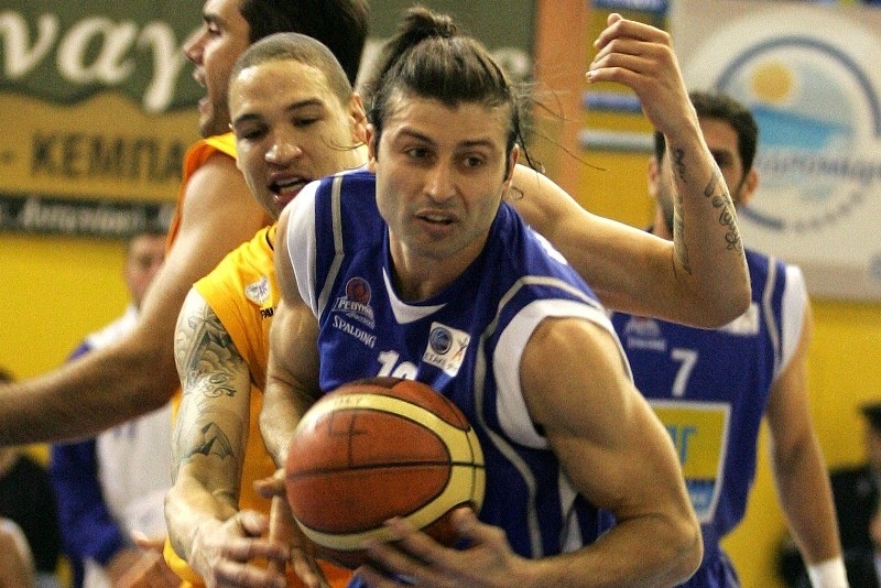 Προς ανανέωση οι Καλλινικίδης και Τσόχλας