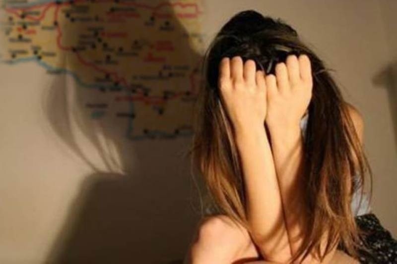 Η πεθερά είχε «σκηνοθετήσει» τον βιασμό της 16χρονης