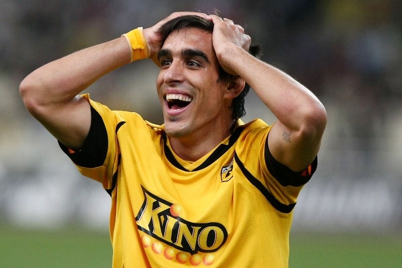 Έμαθαν ότι ξεπουλάει και… πλάκωσε και η Κλουζ για Κοντοέ!